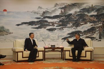 200410174157mv4ob_360x240